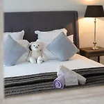 Otel Font Mourier Cogolin