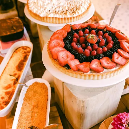 Font Mourier Hotel Cogolin