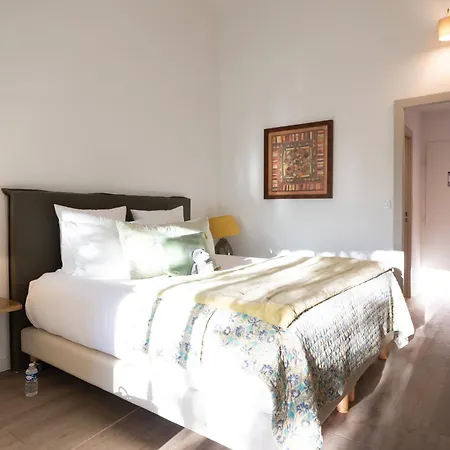 Font Mourier 4* Cogolin