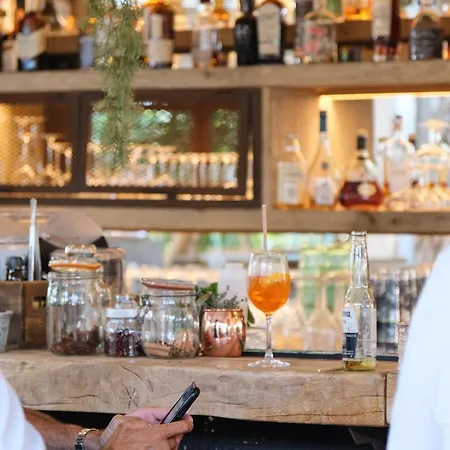 Font Mourier 4* Cogolin