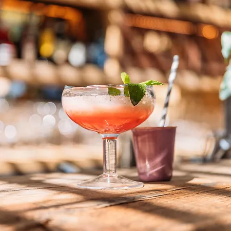 Font Mourier 4* Cogolin